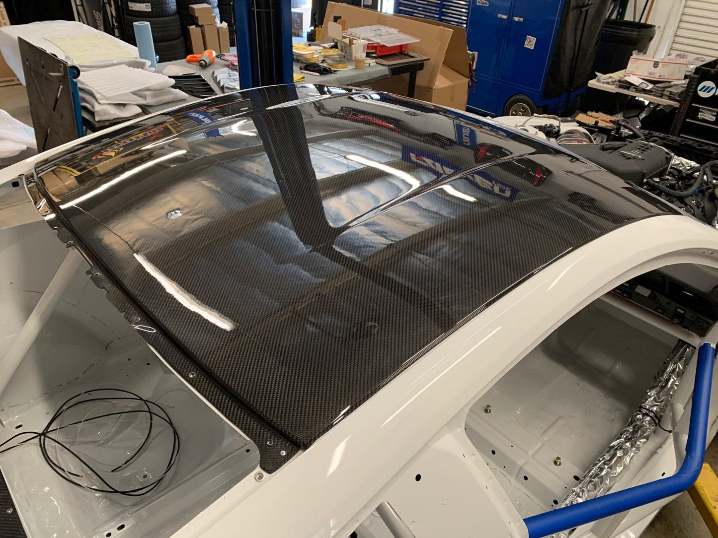 2015-2024 Ford Mustang Dry Carbon Roof Replacement
