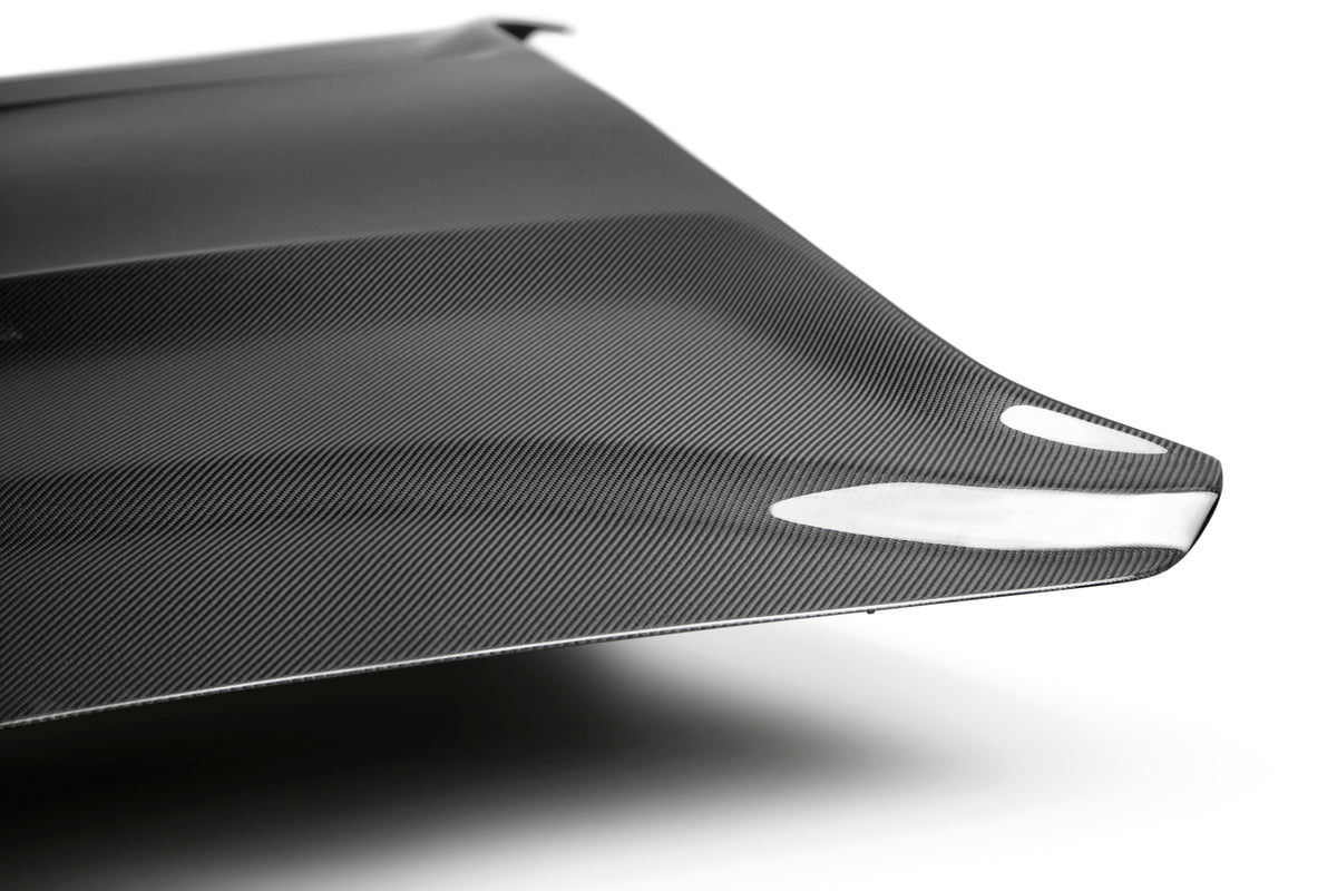 2018-2023 FORD MUSTANG TYPE-GR DOUBLE SIDED CARBON FIBER HOOD