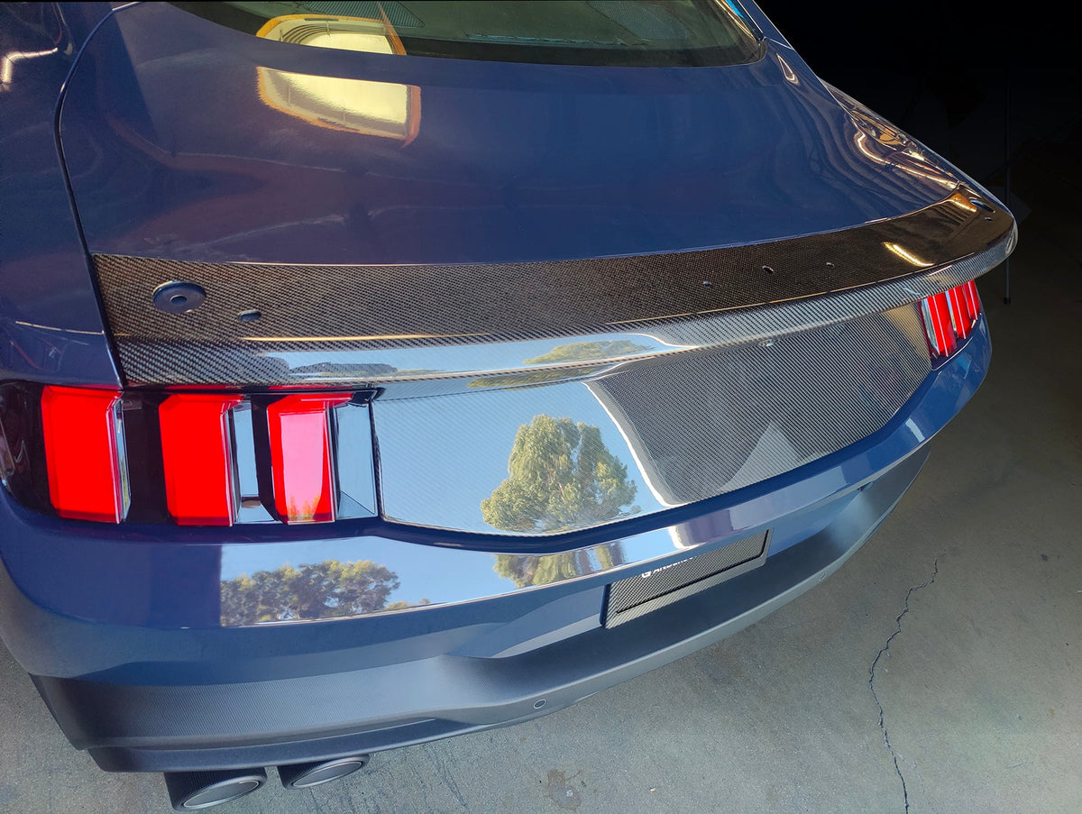 2024 Ford Mustang Type-OE Carbon Fiber Decklid Spoiler Module