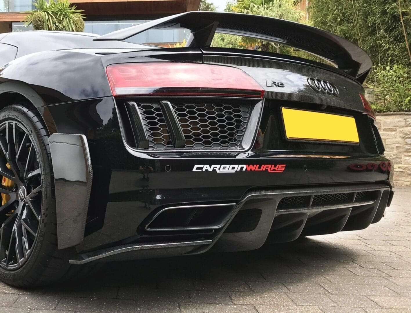 AUDI R8 COUPE CARBON FIBRE BOOT PANEL