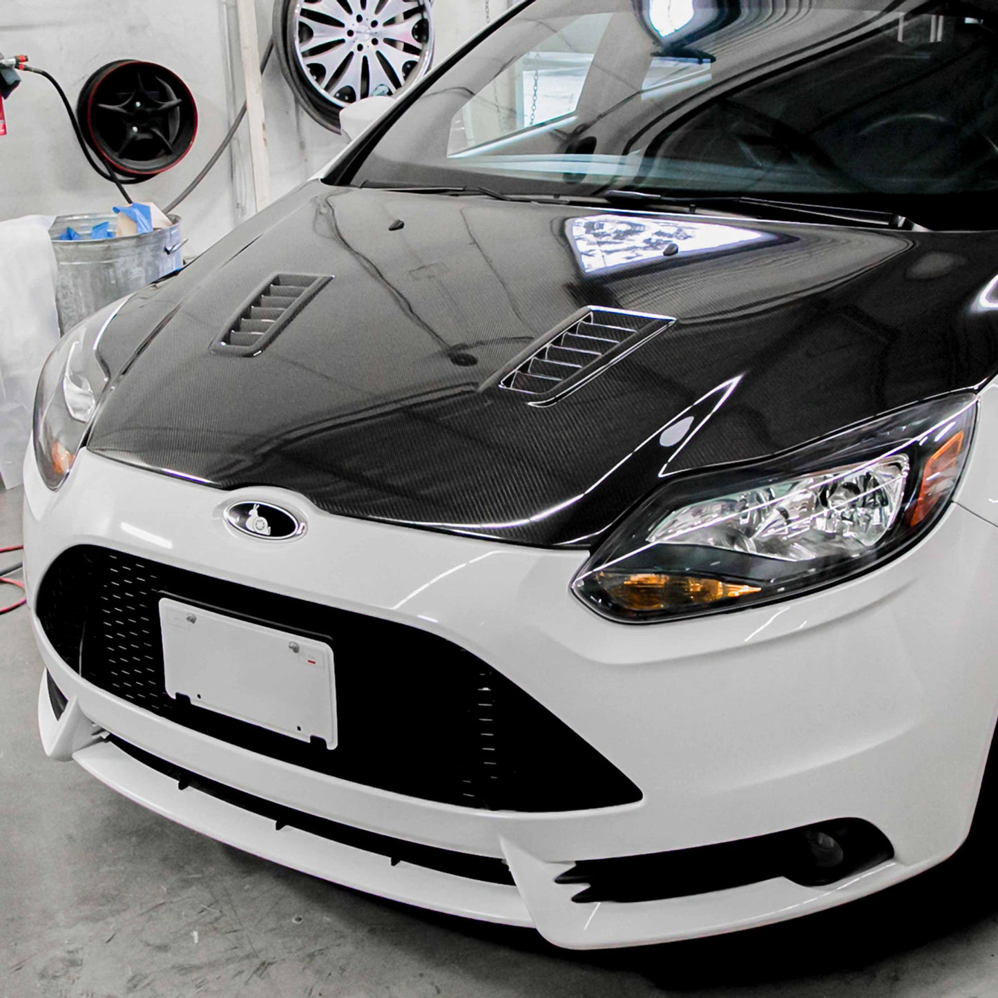 RS-Style Carbon Fiber Hood For 2012-2014 Ford Focus