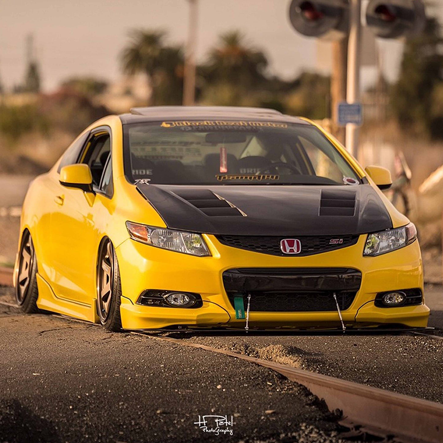TS-Style Carbon Fiber Hood For 2012-2013 Honda Civic 2DR And 2012 Honda Civic 4DR