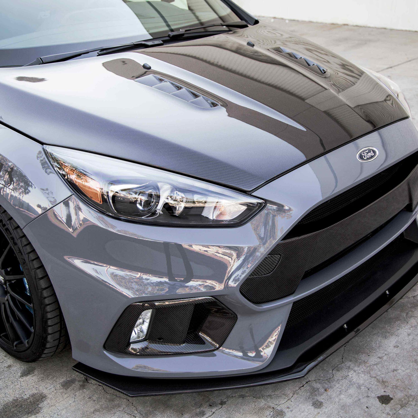 RS-Style Carbon Fiber Hood For 2015-2018 Ford Focus