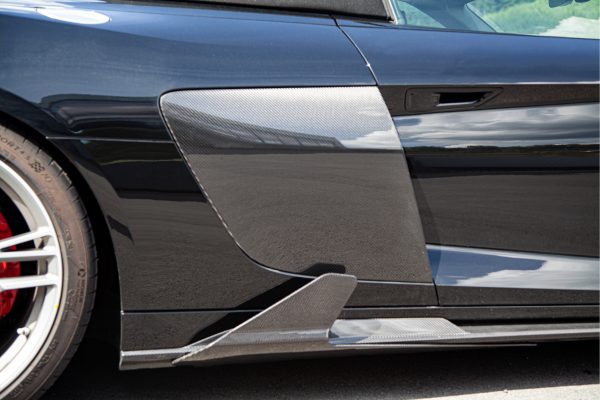 Capristo Side Fins Facelift | Carbon Fiber | Fits Gen 2