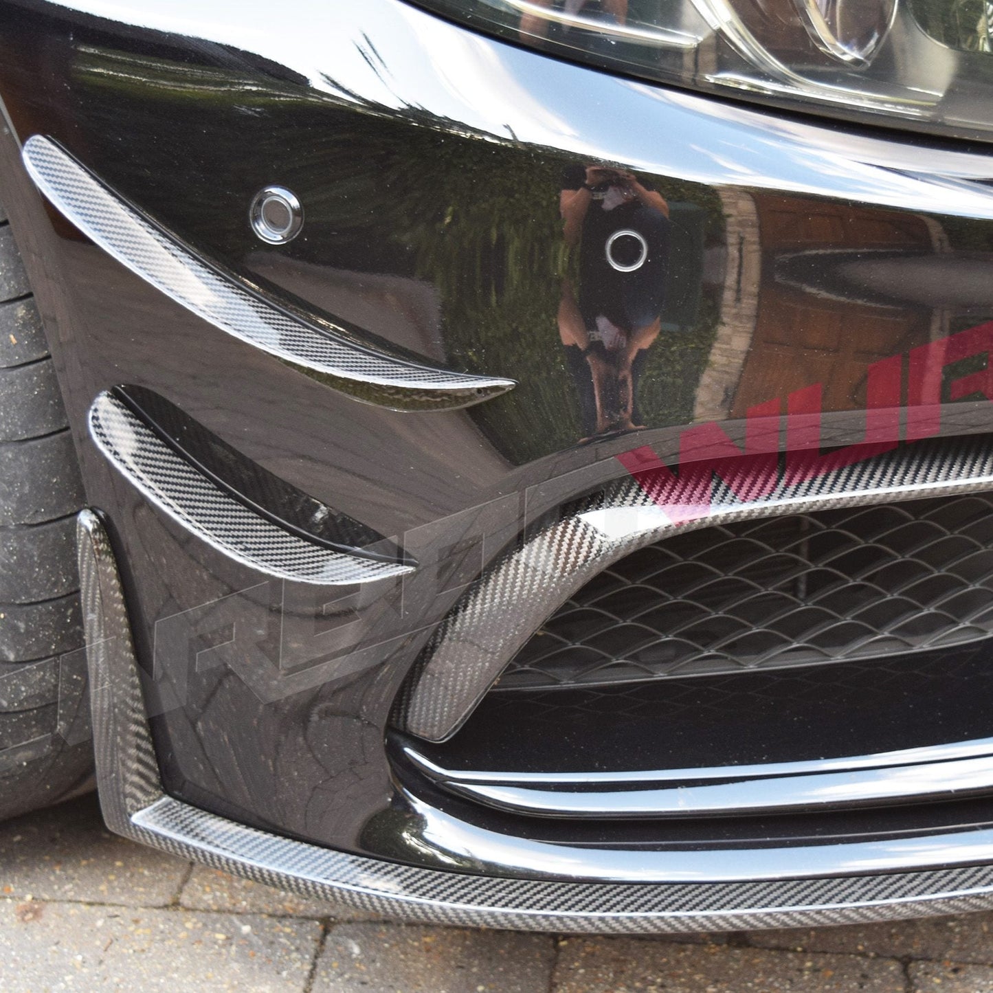 MERCEDES C63 FRONT BUMPER CANARDS