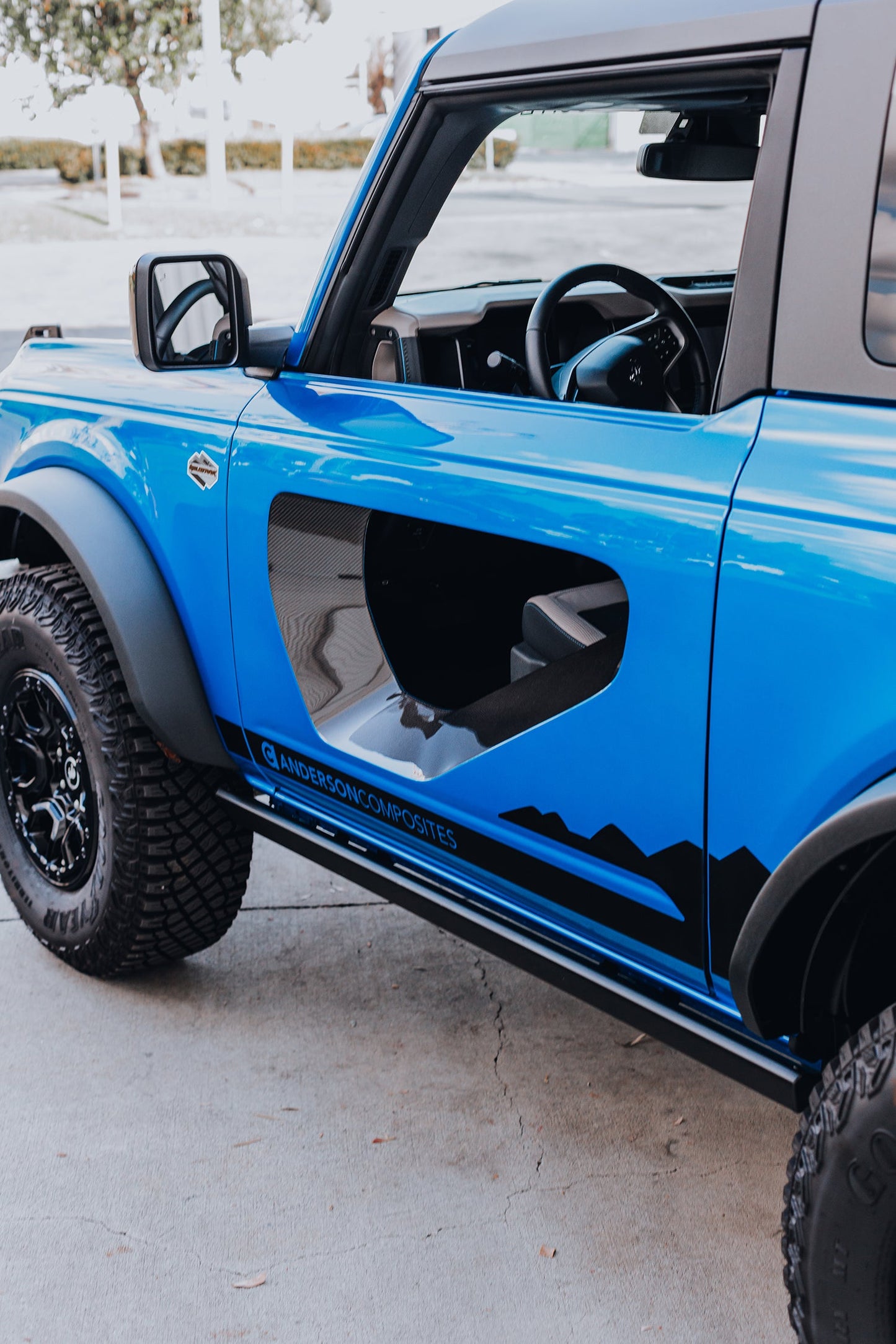 2021 - 2024 Ford Bronco Fiberglass Halo Doors with Carbon Fiber Inserts (2-Door)
