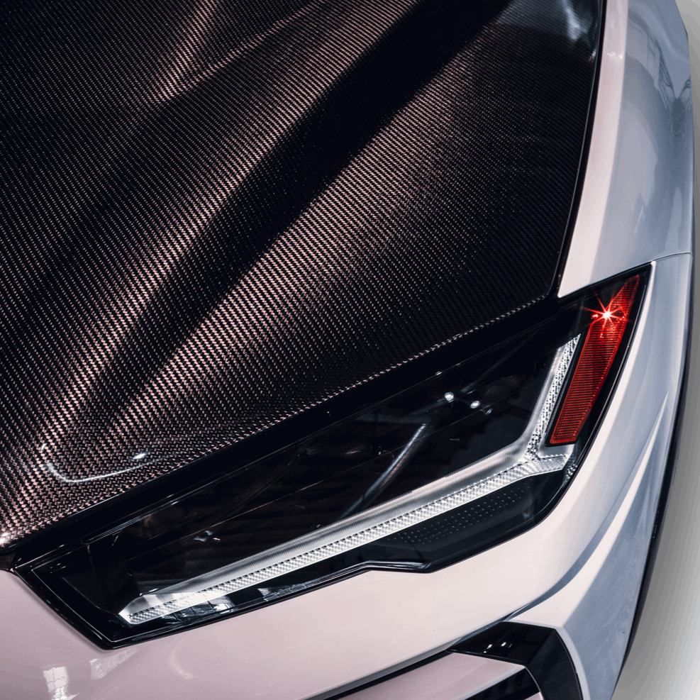 Urus Race Carbon Fiber Hood