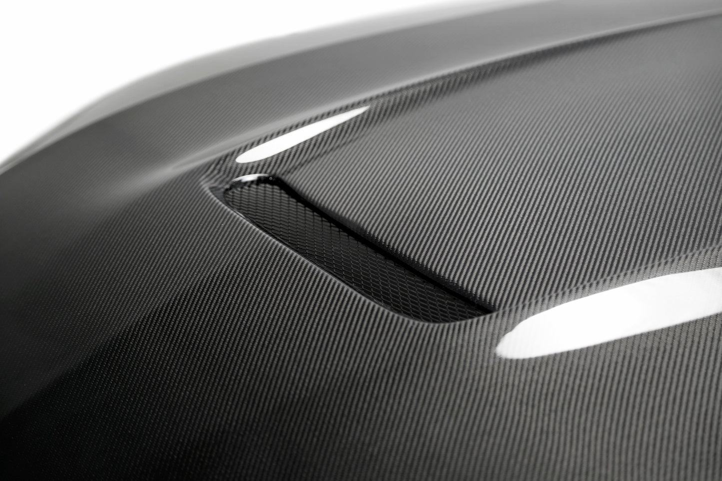 2018-2023 FORD MUSTANG TYPE-GR DOUBLE SIDED CARBON FIBER HOOD