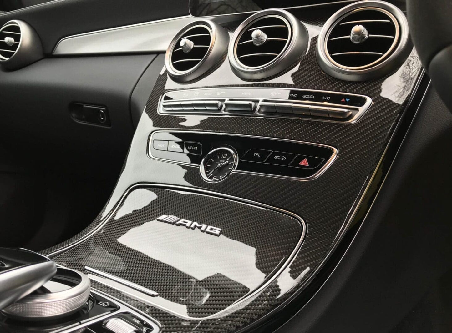 MERCEDES C63 / C-CLASS CARBON FIBRE CENTRE CONSOLE