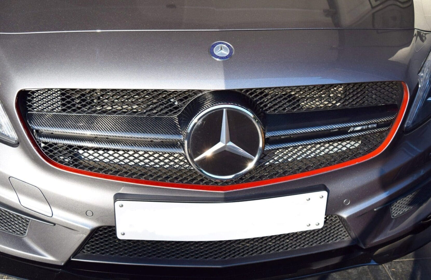 MERCEDES BENZ A45 AMG CARBON FIBRE GRILLE