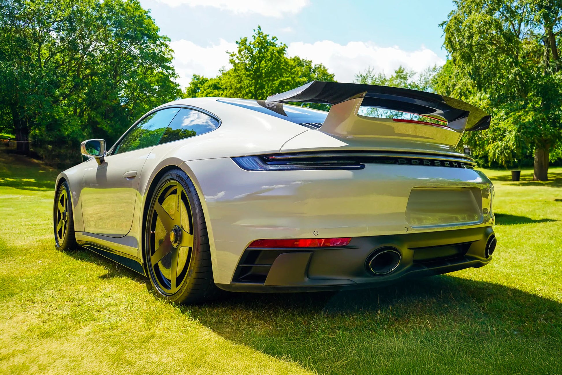 Dissident Automotive Porsche 911 (992) Carbon Fibre Fixed Rear Wing Blade