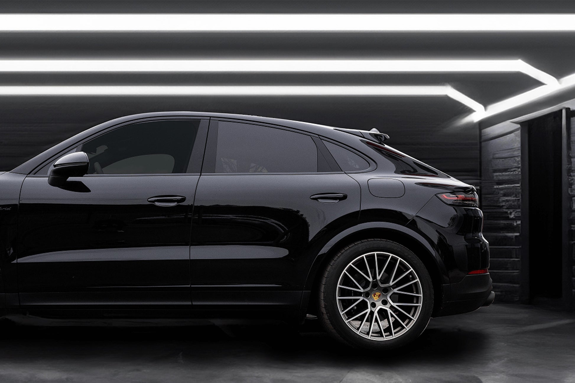 Porsche Cayenne Hybrid Remus Sport Exhaust System