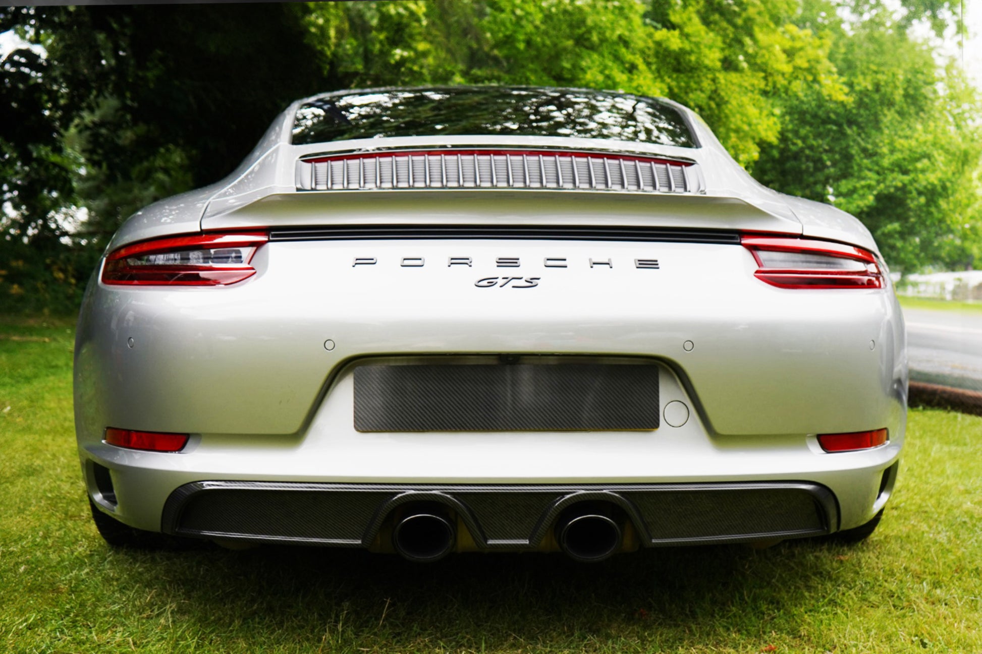 Porsche 911 / 991.2 Carbon Fibre Rear Diffuser