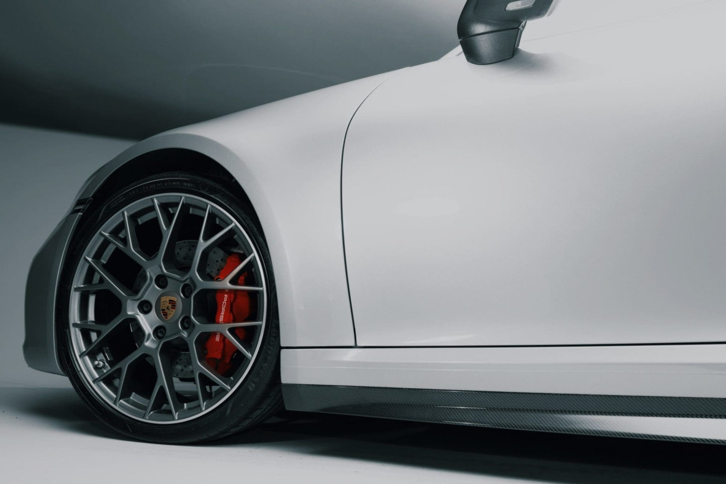 Dissident_Porsche_Carrera_911_922_Launch_Edition_Carbon_Fibre_Side_Skirts_NWM3