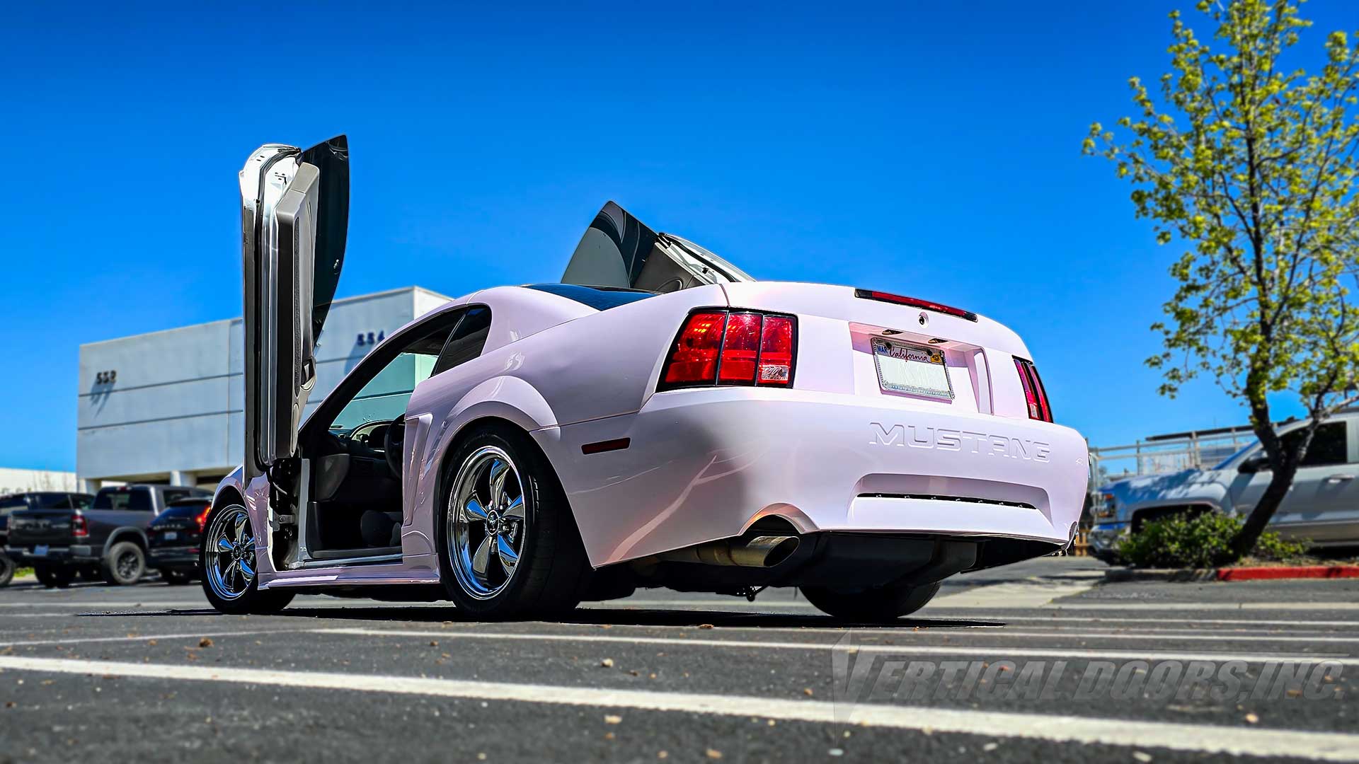 Enhance Your Ford Mustang 1999-2004 with Vertical Doors Kit