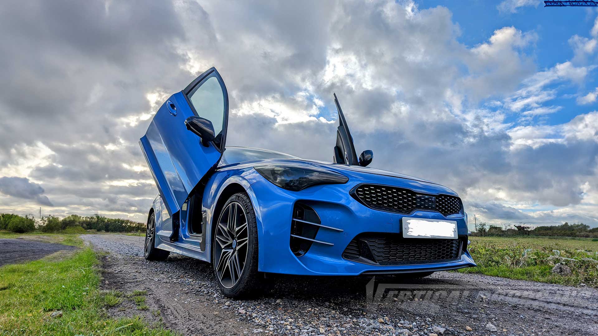 Vertical doors kit compatible Kia Stinger 2018-2023