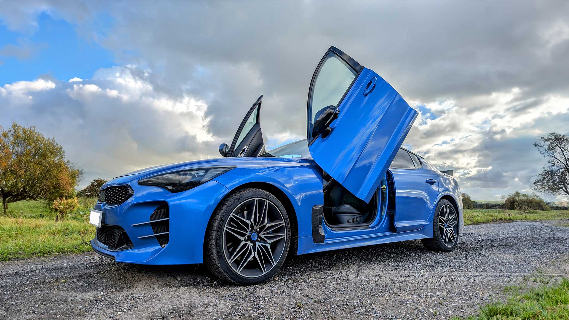 Vertical doors kit compatible Kia Stinger 2018-2023