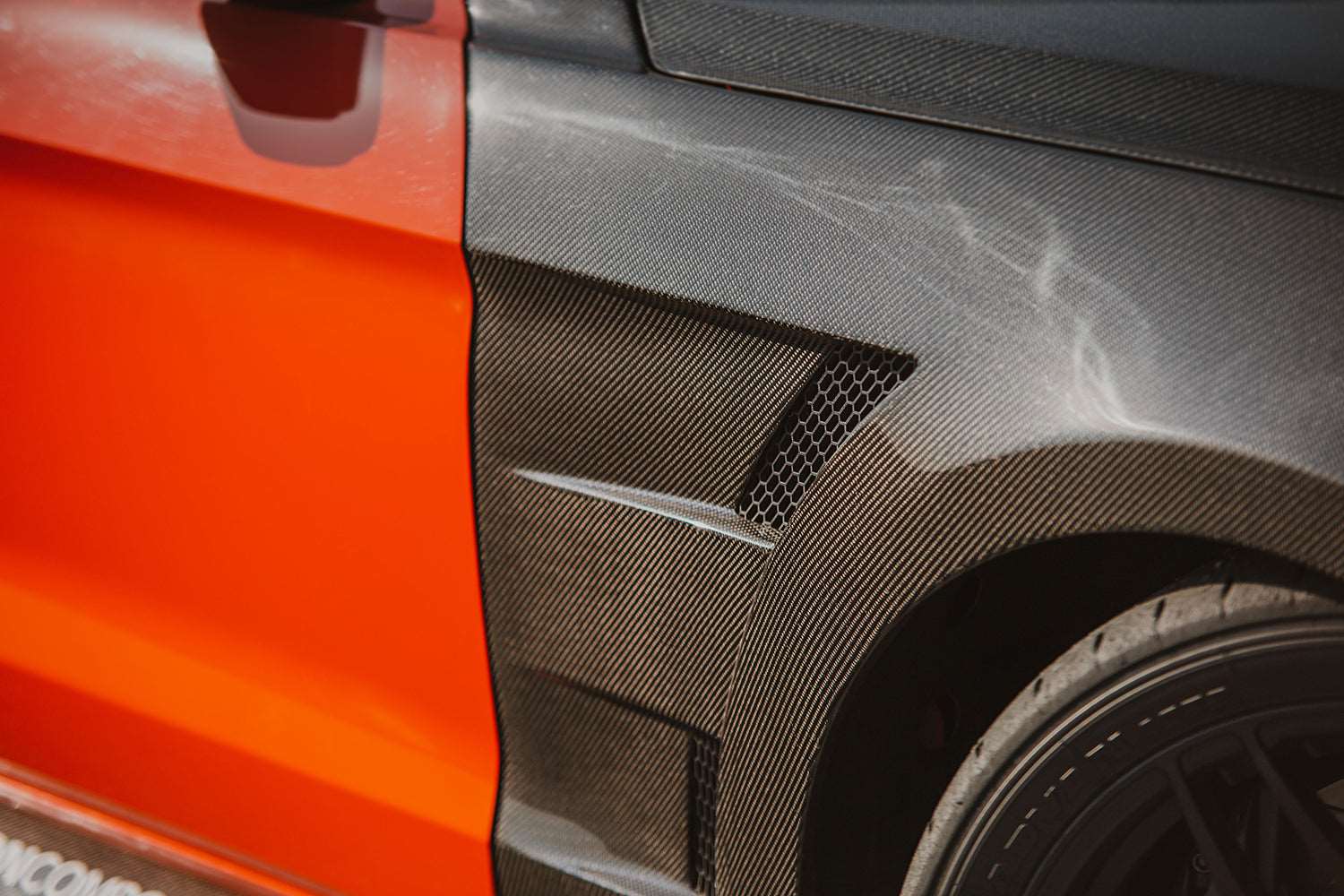 2015 - 2017 Mustang Carbon Fiber Type-AT Front Fenders (Pair)