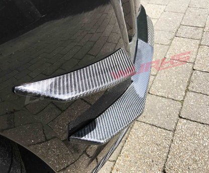 AUDI R8 CARBON FIBRE FRONT CANARDS