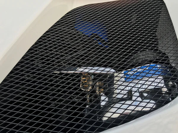 2015 - 2017 MUSTANG DOUBLE-SIDED CARBON FIBER TYPE-TT (FORD GT STYLE) HOOD