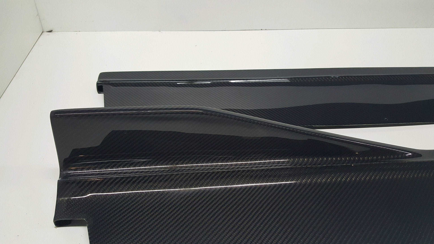 Autobunch® Huracan Side Skirts (2PC) / Carbon Fiber