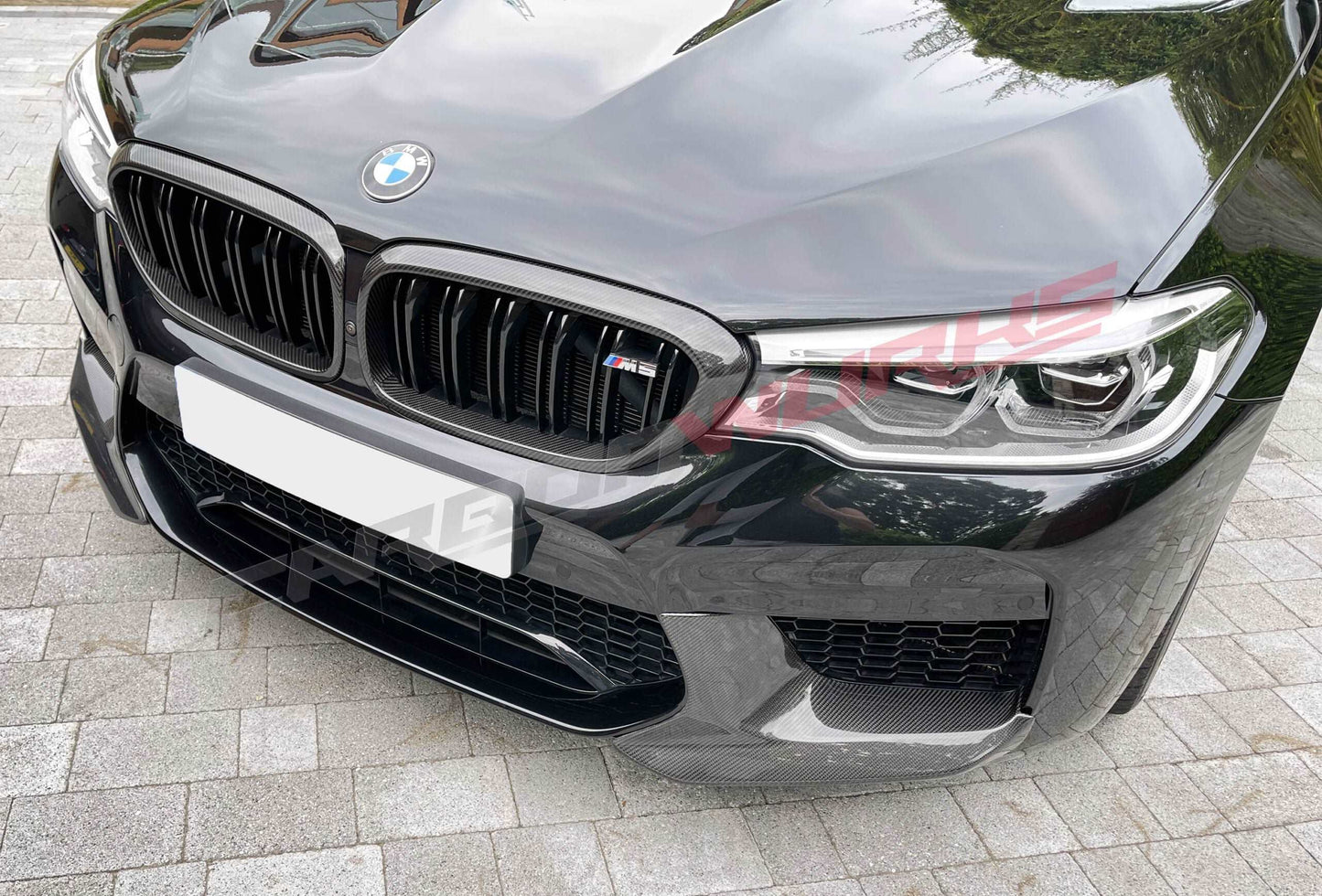 BMW M5 F90 CARBON FIBRE FRONT APRONS SPLITTERS 2017-2020 PRE-FACELIFT