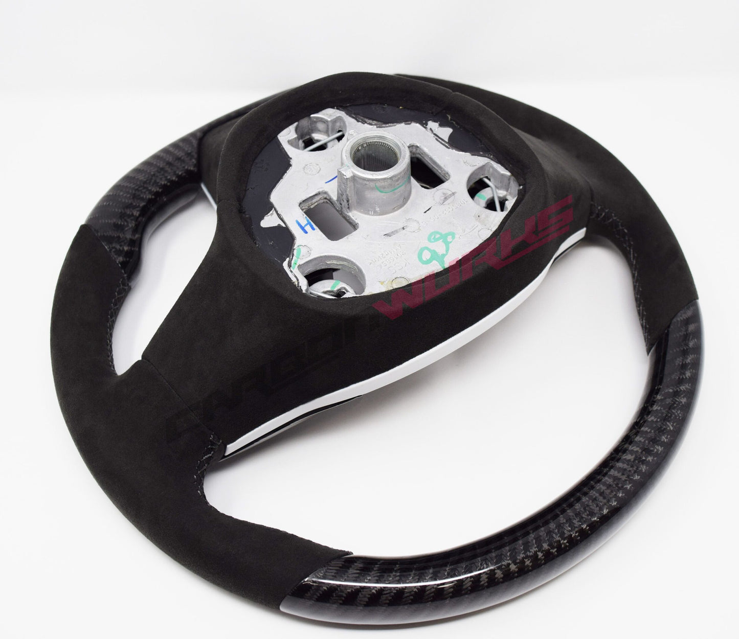 TESLA MODEL 3 CARBON FIBRE STEERING WHEEL – CUSTOMIZABLE