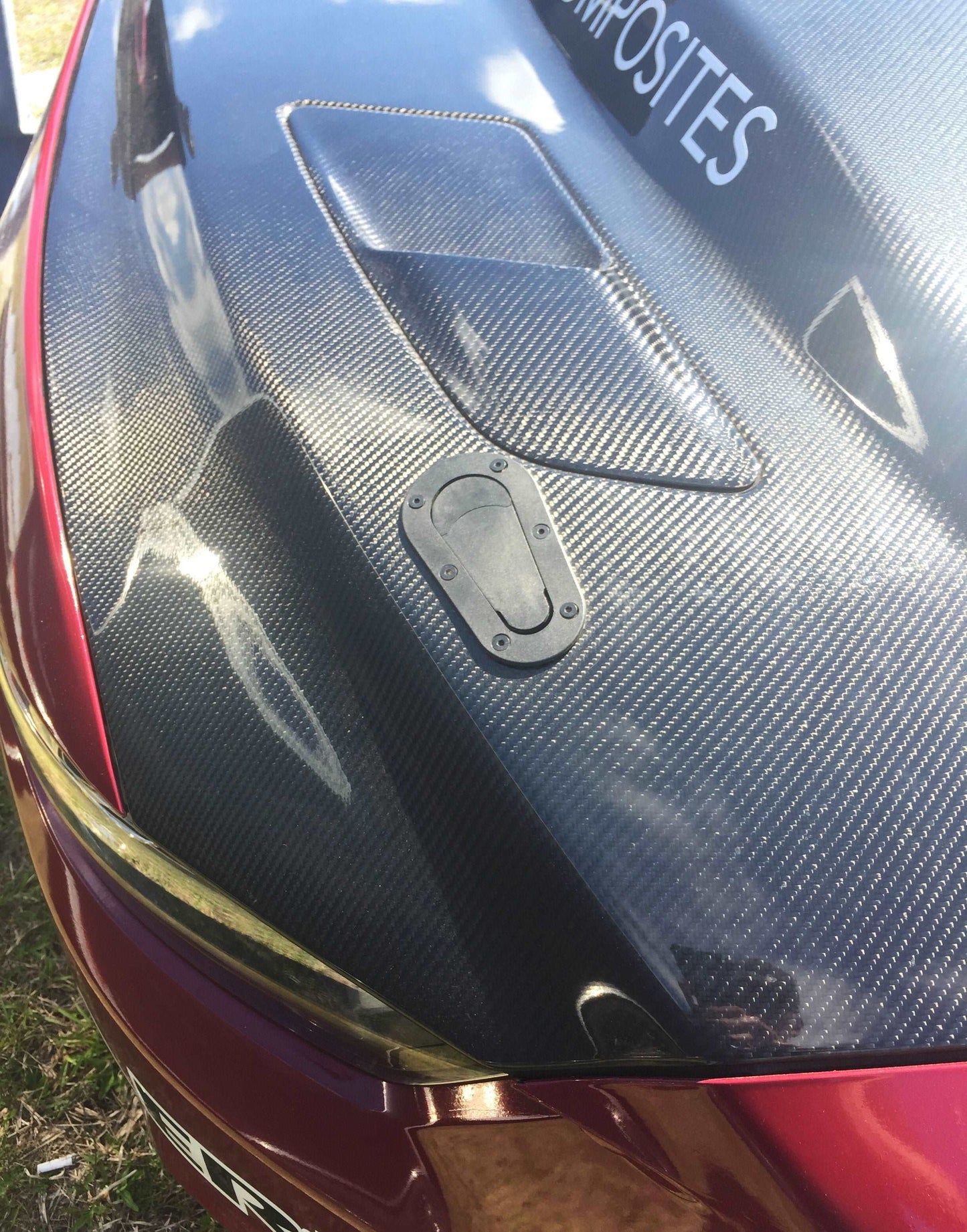 2015 - 2017 Mustang Double-Sided Carbon Fiber Cowl Hood