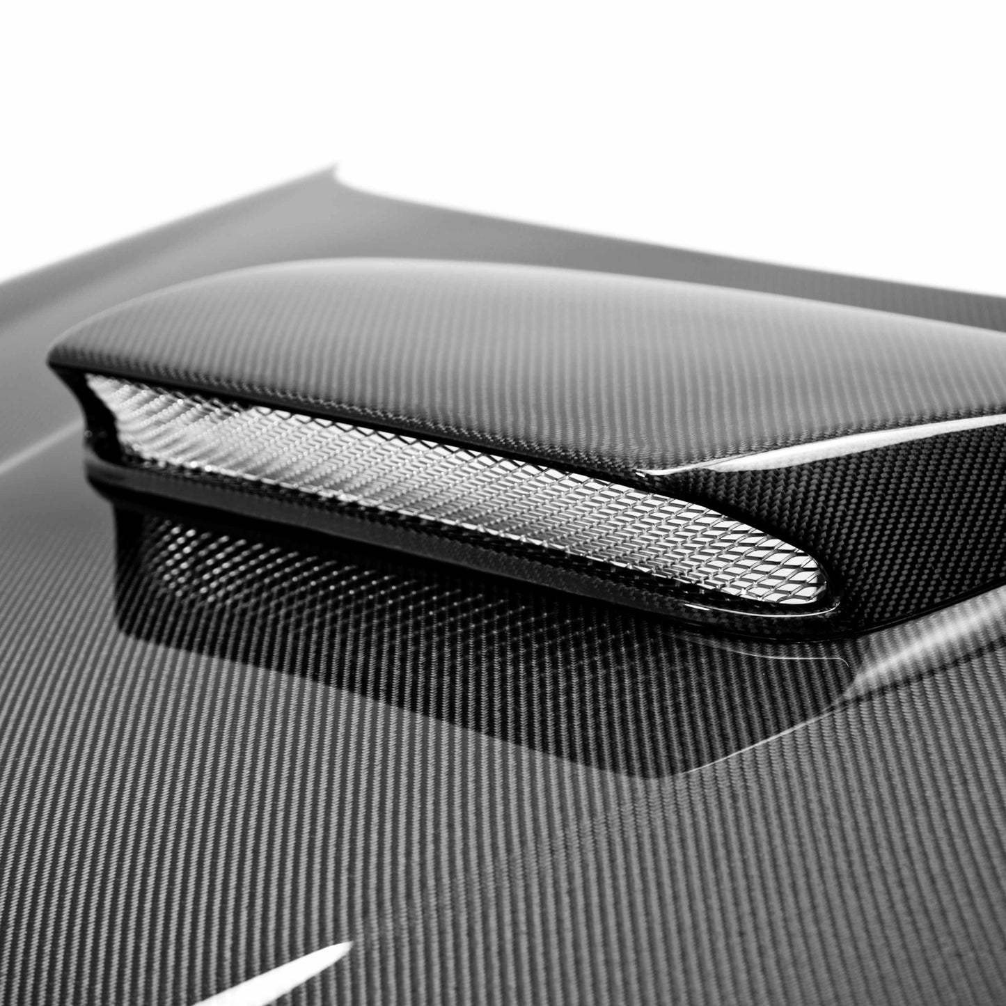 OEM-Style Carbon Fiber Hood For 2006-2007 Subaru Impreza/WRX/STi