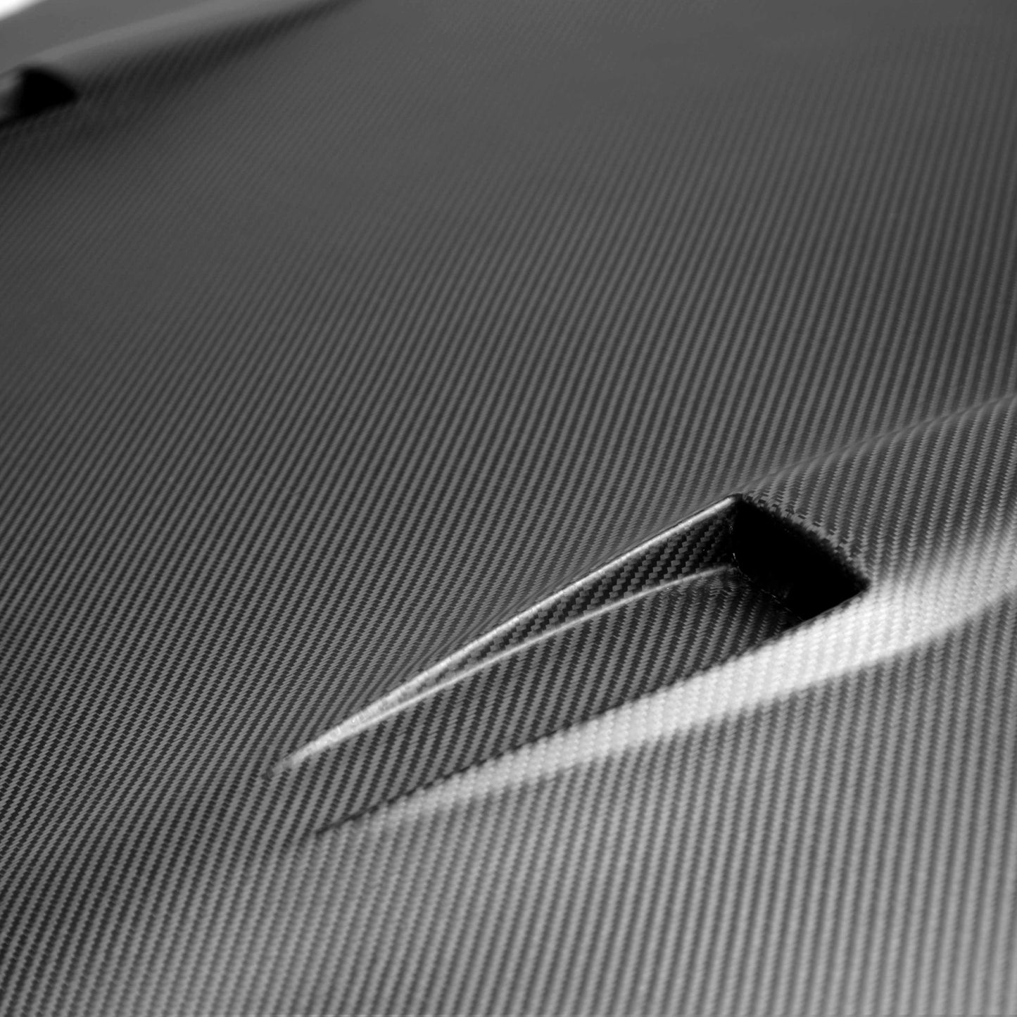 GTII-Style DRY CARBON Hood For 2009-2016 Nissan GT-R