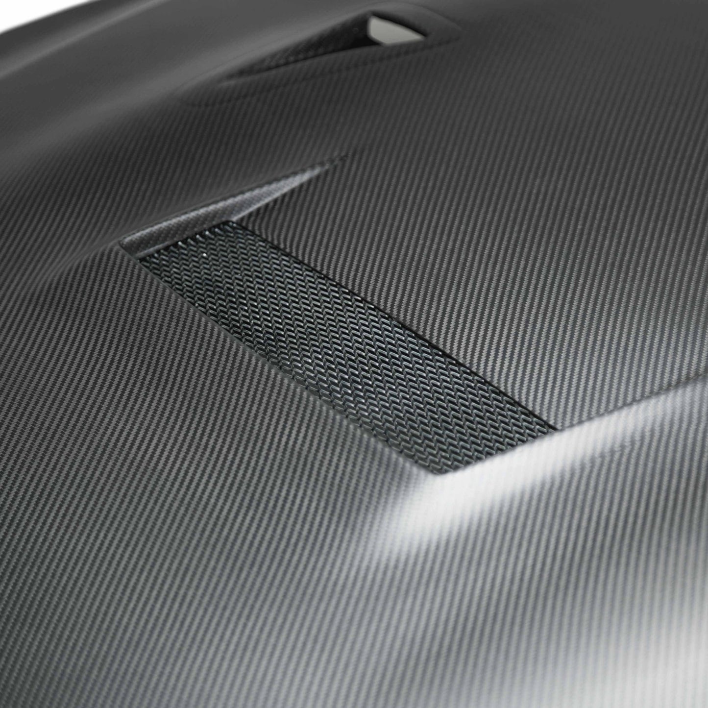 VSII-Style Dry Carbon Hood For 2009-2016 Nissan GT-R