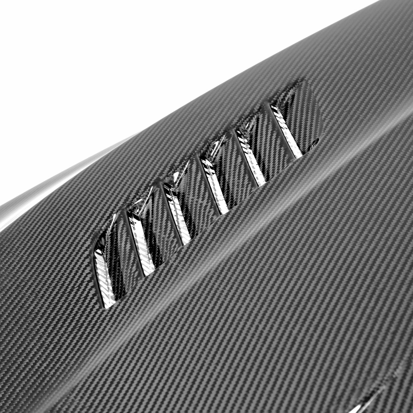 VR-Style Carbon Fiber Hood For 2012-2020 BMW F30 3 Series / F32 4 Series