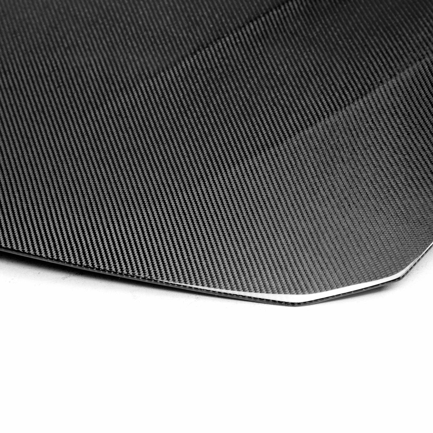 OE-Style Carbon Fiber Hood For 2015-2018 BMW F80 M3 And 2015-2020 F82/F83 M4
