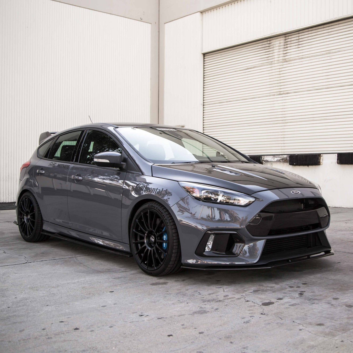 RS-Style Carbon Fiber Hood For 2015-2018 Ford Focus