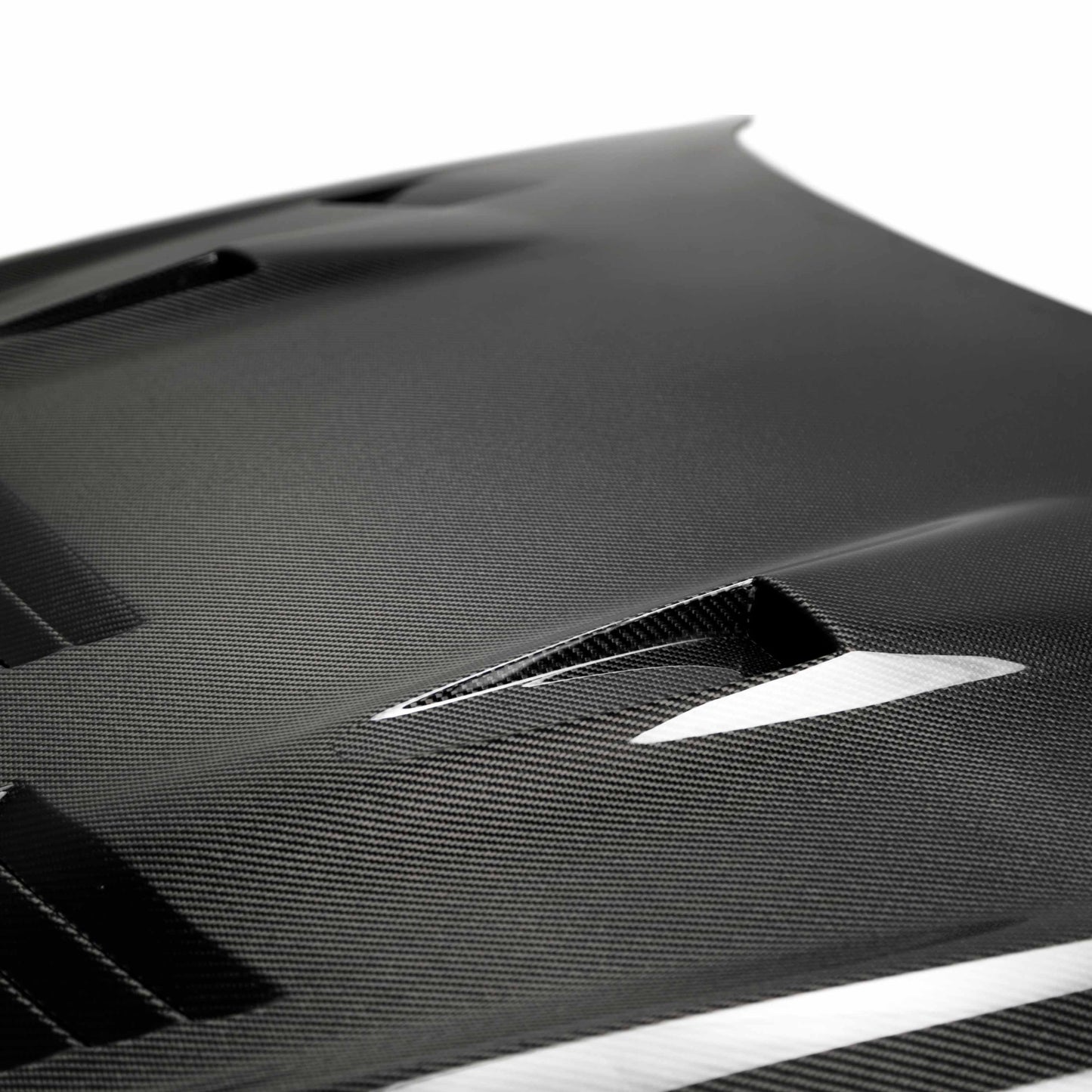 GTII-Style Carbon Fiber Hood For 2017-2024 Nissan GT-R