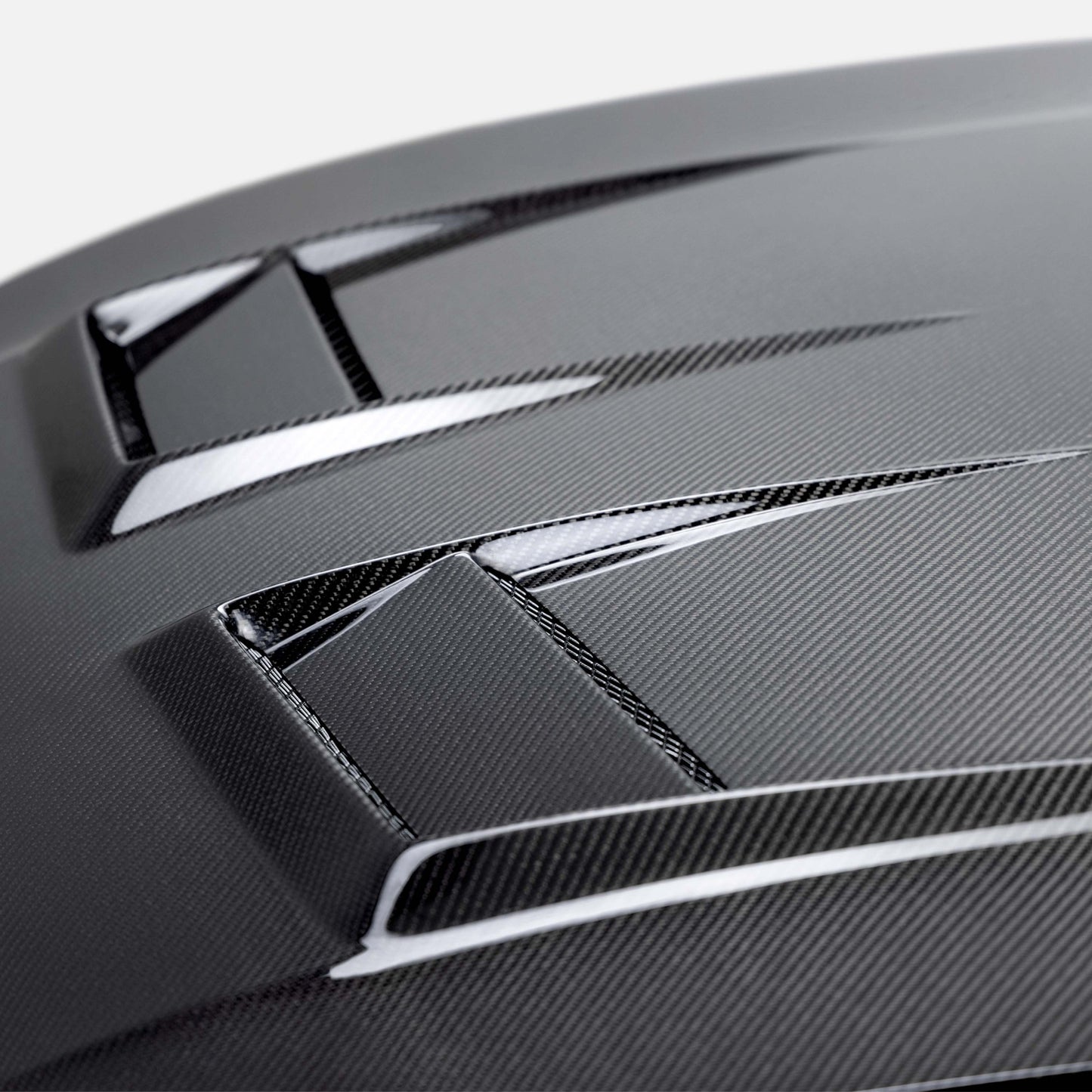 DV-Style Carbon Fiber Hood For 2022 VW Golf MK8