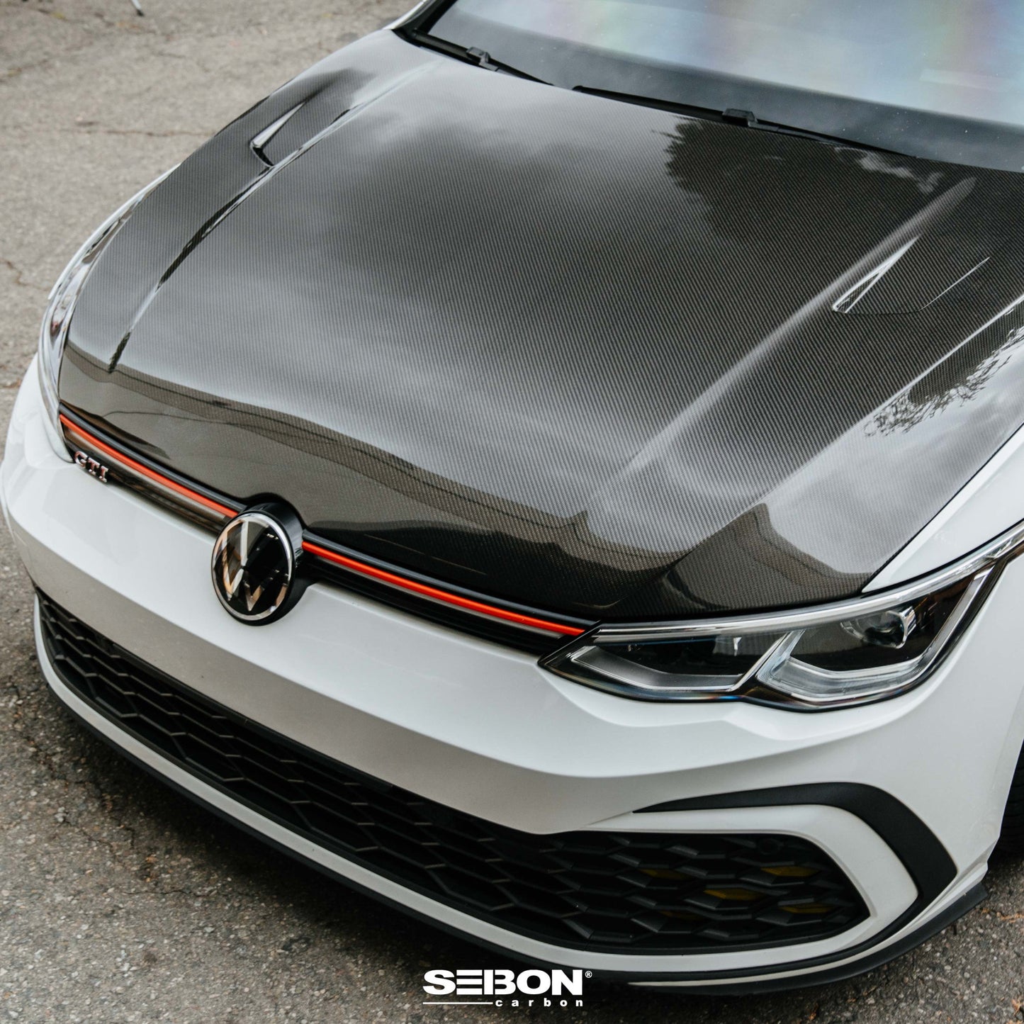 TM-Style Carbon Fiber Hood For 2022 VW Golf MK8