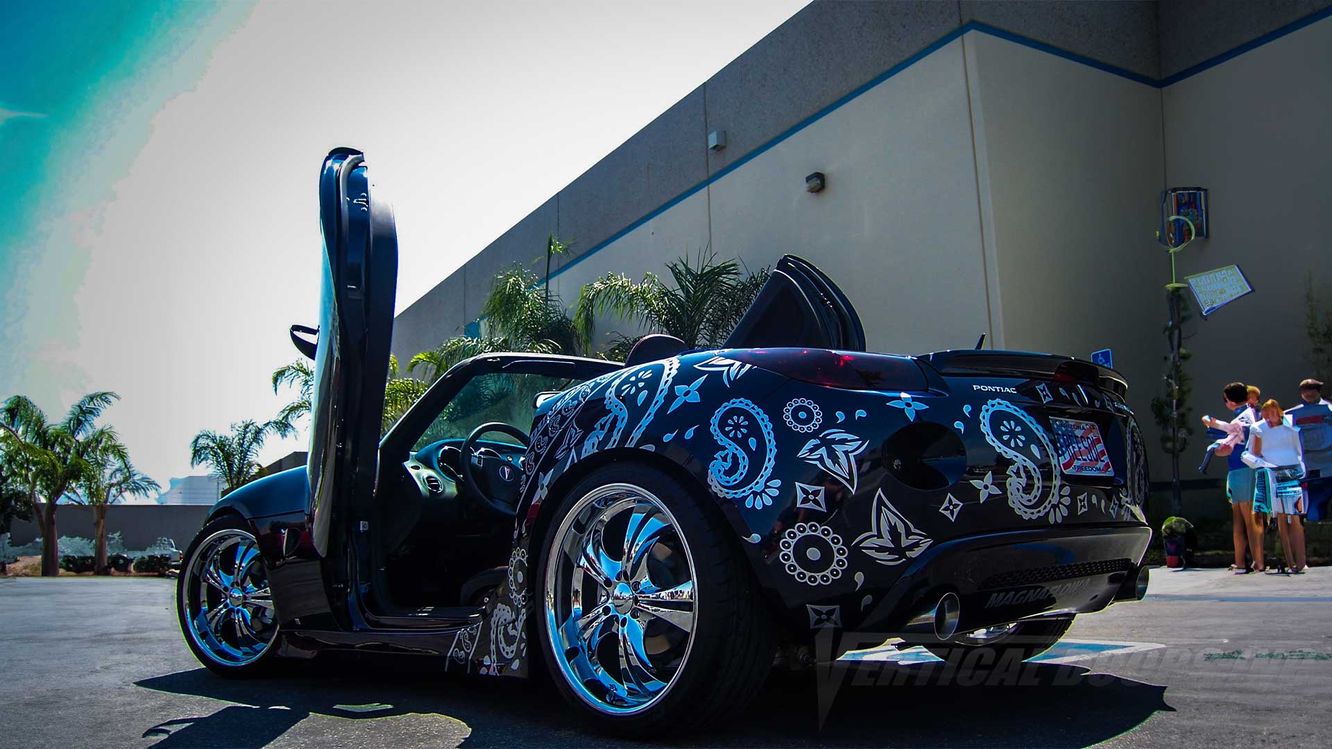 Elevate Your Pontiac Solstice 2006-2010 with Vertical Doors Kit