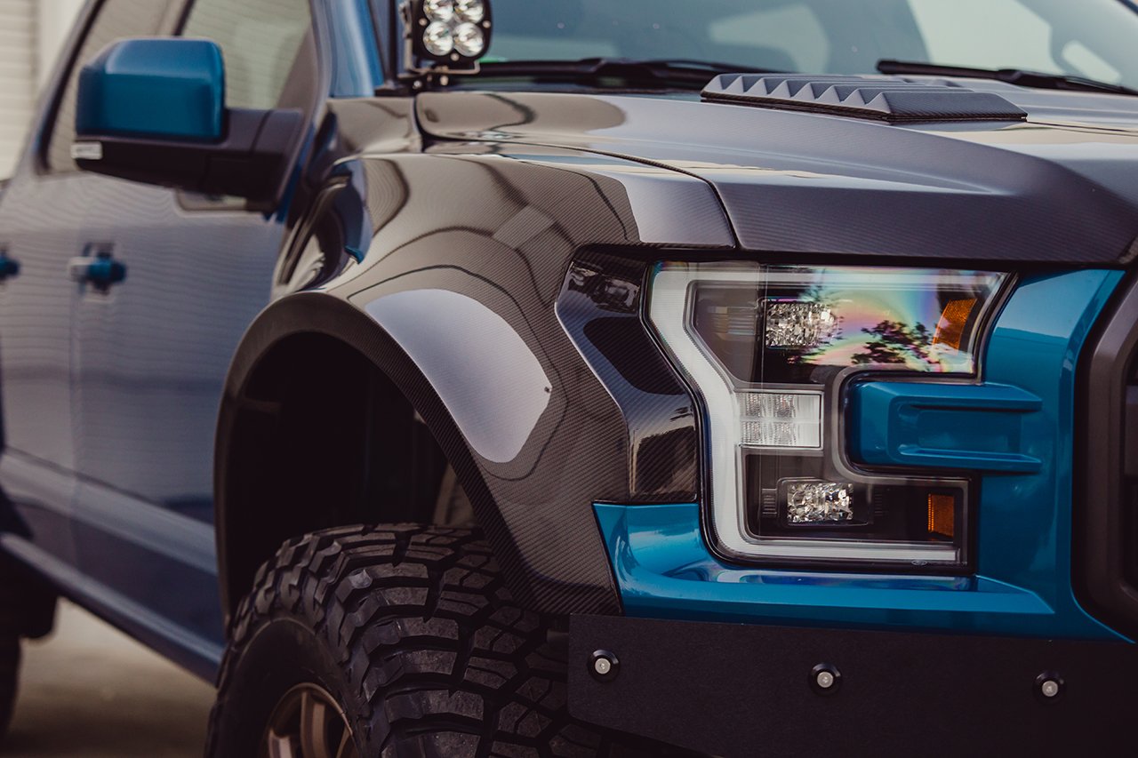 2017 - 2020 FORD RAPTOR TYPE-WIDE CARBON FIBER FRONT FENDERS (PAIR)