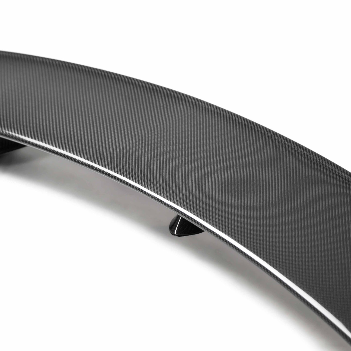 OEM-Style Carbon Fiber Rear Spoiler For 2009-2024 Nissan GT-R