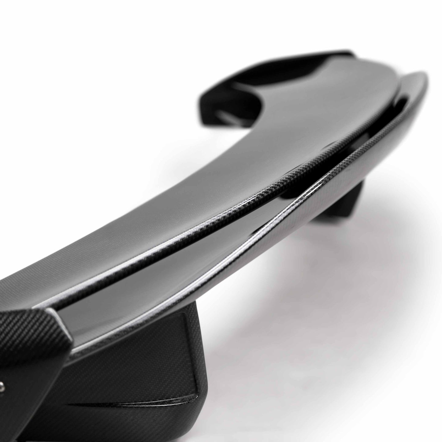 TB-Style Carbon Fiber Spoiler For 2017-2022 Infiniti Q60