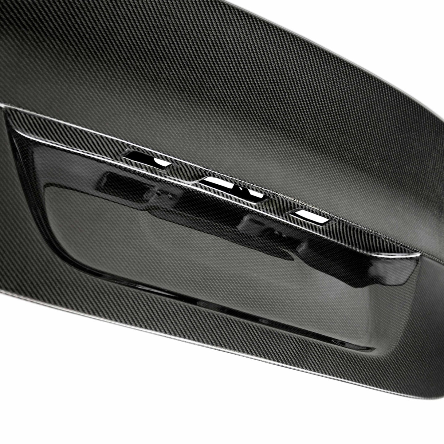 CSL-Style Carbon Fiber Trunk Lid For 2004-2010 BMW E60 (U.S. Plates)