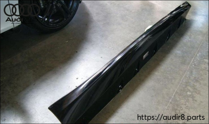 Audi R8 2007-2015 V10 Style Side Skirts (2PC)