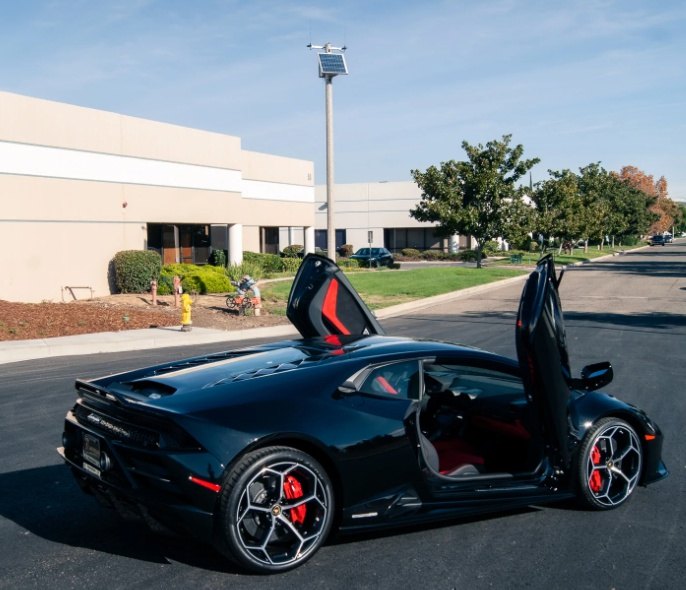 Huracan Lambo Doors By Vertical Doors, Inc Fits 2014-2024 FITS EVO, TECNICA, & STERRATO